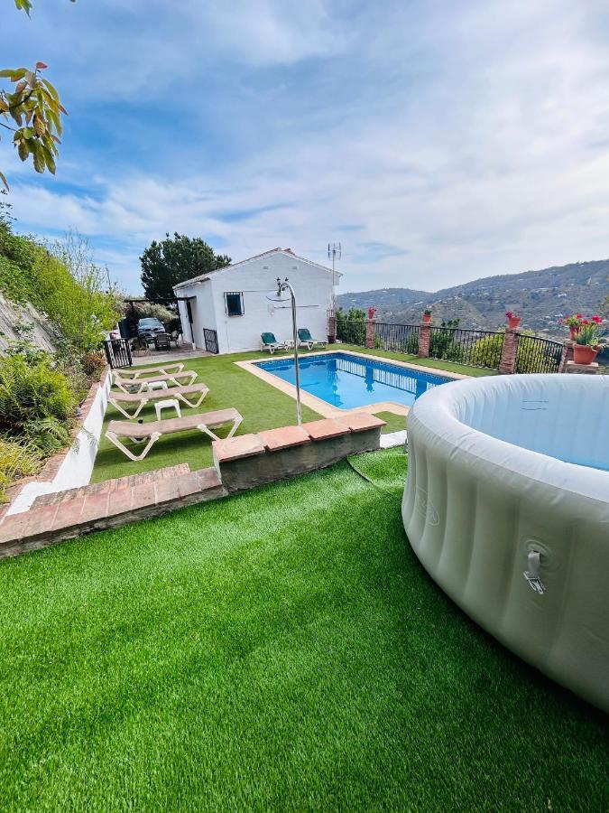 Dom wakacyjny En Con Piscina Y Jacuzzi Frigiliana
